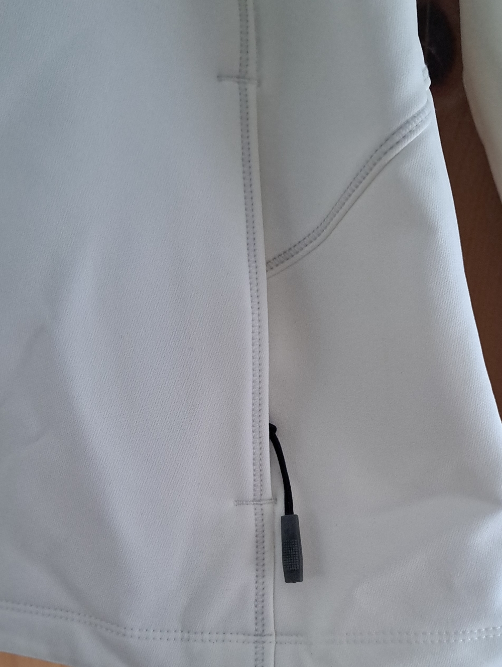 Columbia Women's Cream Softshell Jacket/Water Resistant. Size Large - Picture 5 of 9